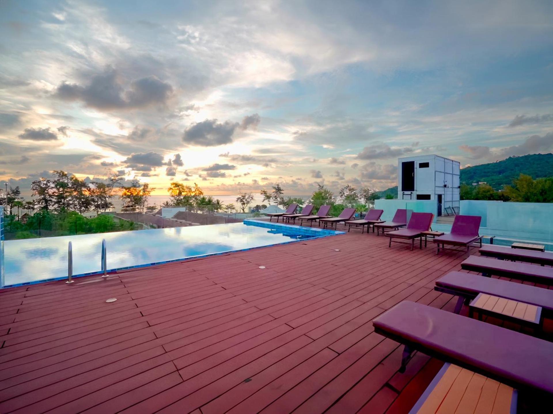 Phoenix Hotel Karon Beach Exterior foto